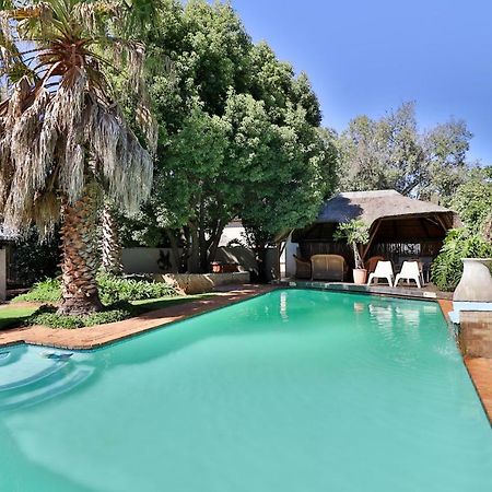 Fin And Feather Guest Lodge Boksburg Eksteriør billede