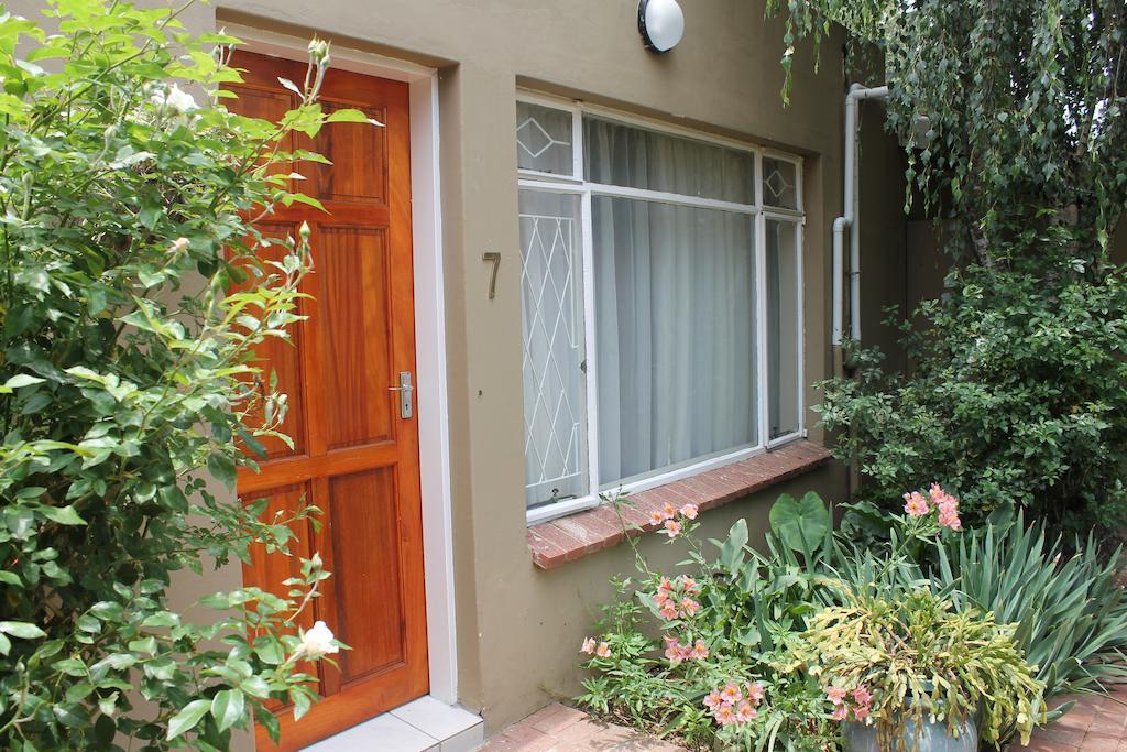 Fin And Feather Guest Lodge Boksburg Eksteriør billede