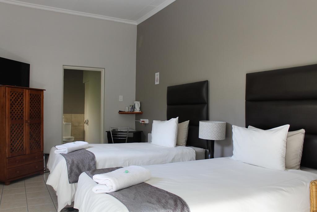 Fin And Feather Guest Lodge Boksburg Eksteriør billede
