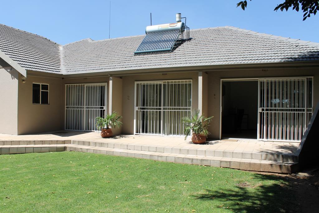 Fin And Feather Guest Lodge Boksburg Eksteriør billede